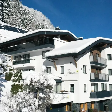 Kardona Hotell