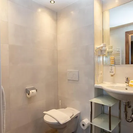 Kardona Hotell
