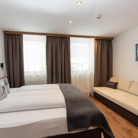 Hotell Kardona Ischgl