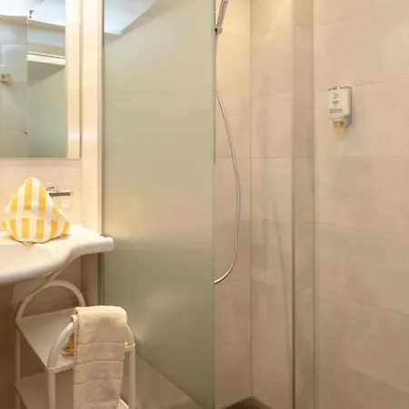Hotell Kardona 3*