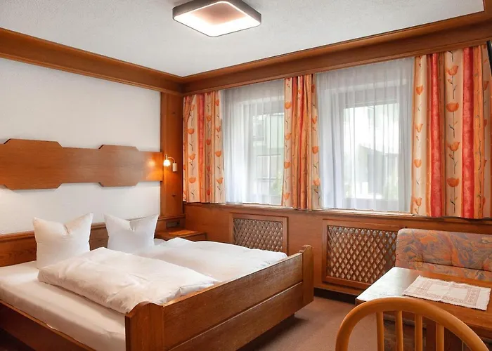 Hotel Kardona 3*