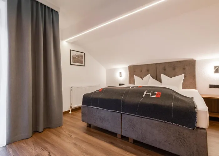 Hotel Kardona 3*