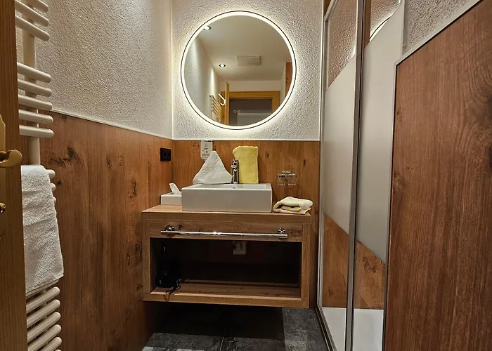 Kardona Hotel