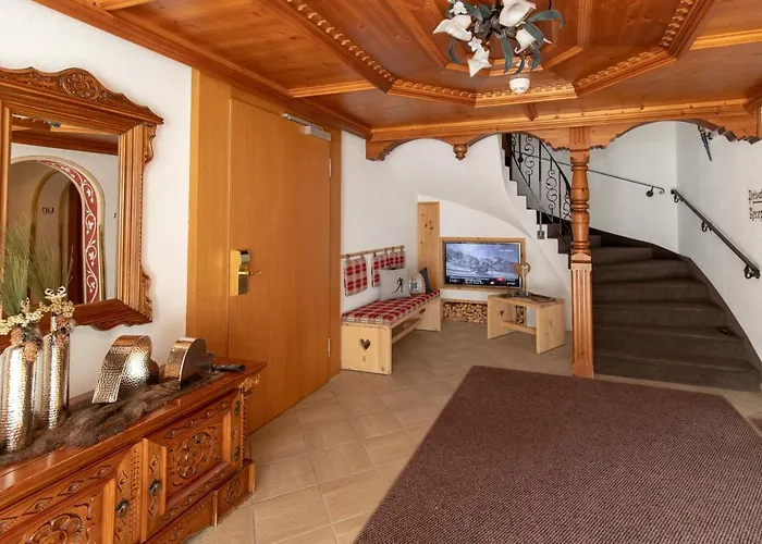 Kardona Hotel 3*
