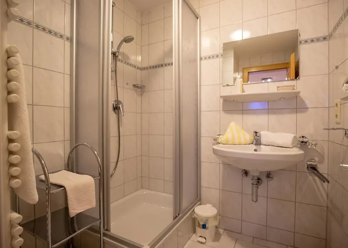 Kardona Hotel