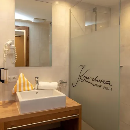 Ξενοδοχείο Kardona 3*